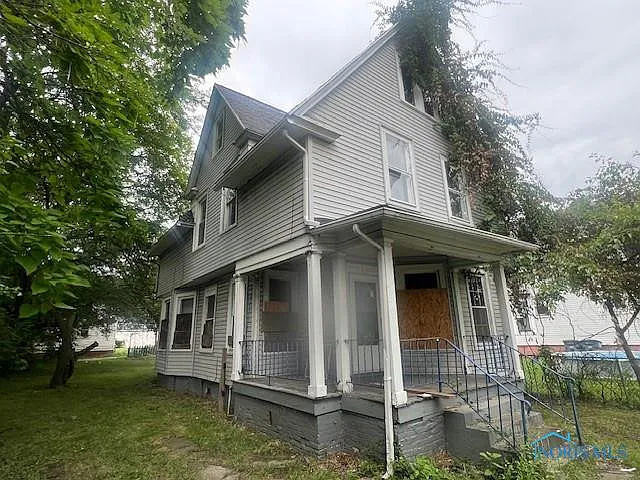 Affordable Investment Opportunity: 3107 Scottwood Ave, Toledo, OH 43610
